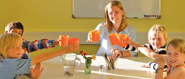 Saskia Leinau anstoßen